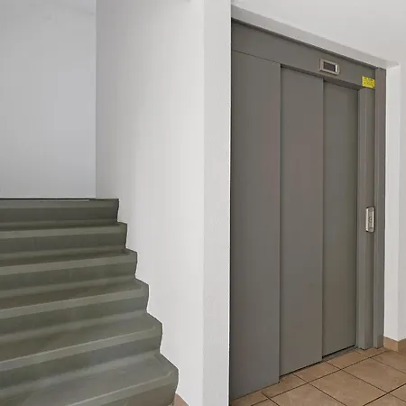 Kabbelaarsbank 411 - Port Marina Zelande Not Intended For Company Or Work-related *